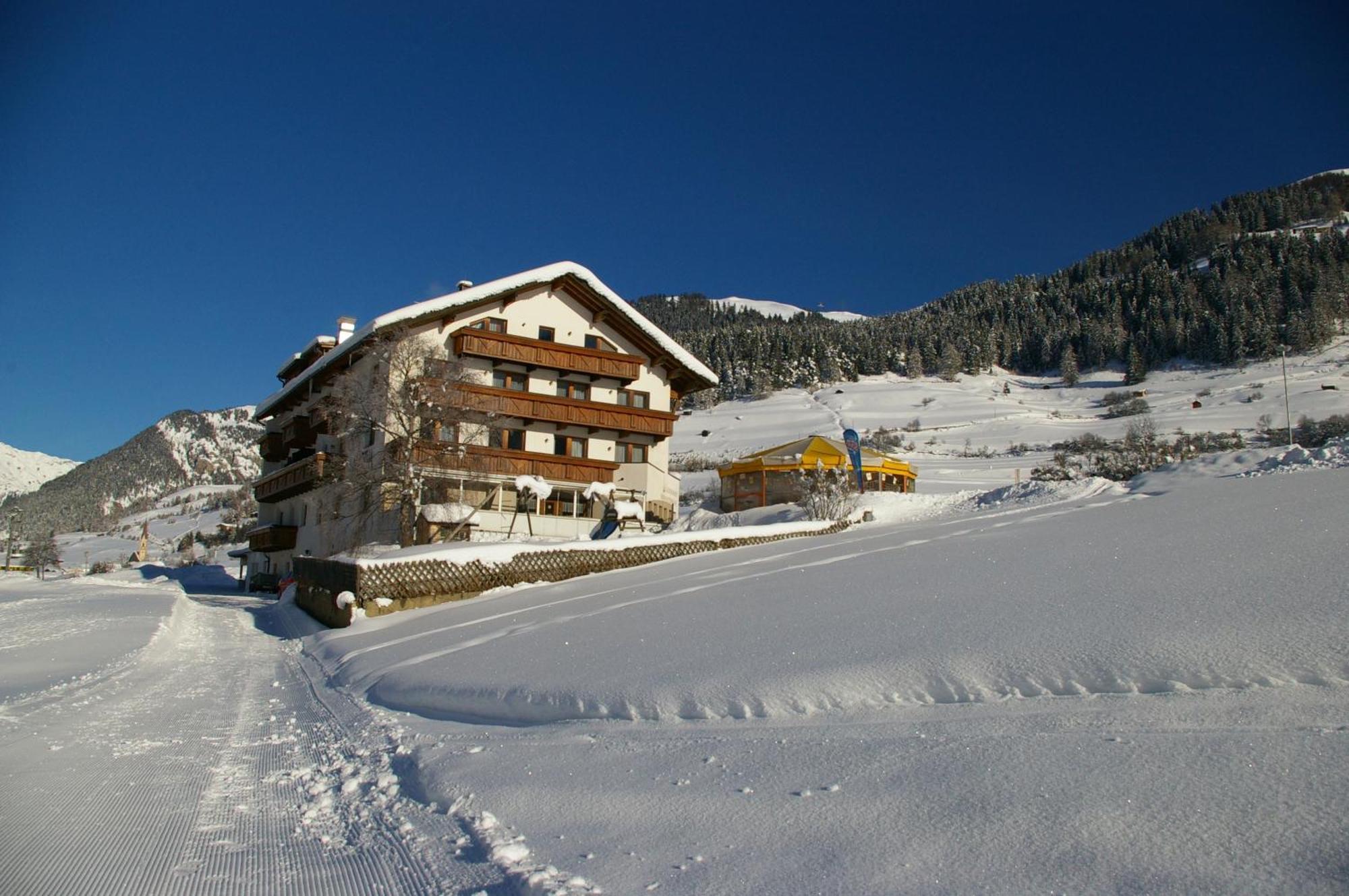 Gasthof Martha Nauders Bagian luar foto